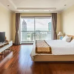 Vincom Center 2 Bedroom Penthouse